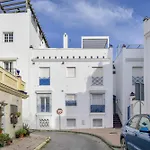 Jacaranda Playa Conil קוניל דה לה פרונטרה