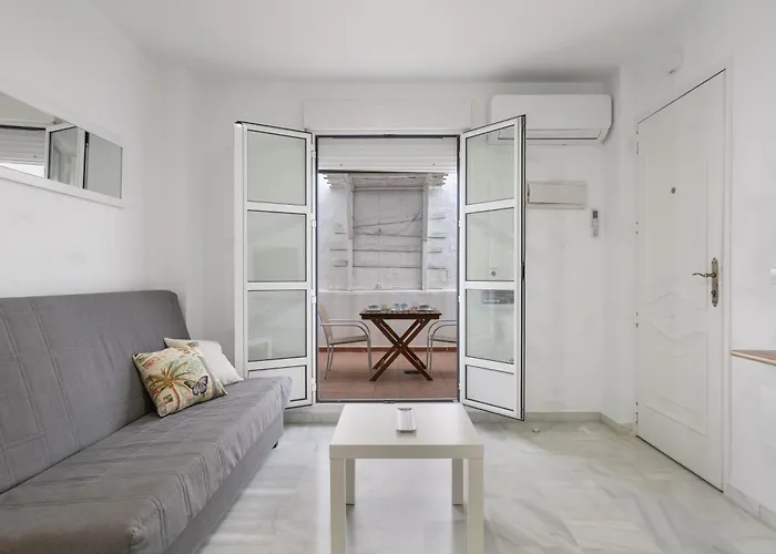 Jacaranda Playa Conil * 科尼尔-德拉弗龙特拉