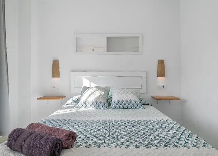 Jacaranda Playa Conil * 科尼尔-德拉弗龙特拉