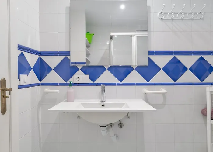 Jacaranda Playa Conil * 科尼尔-德拉弗龙特拉